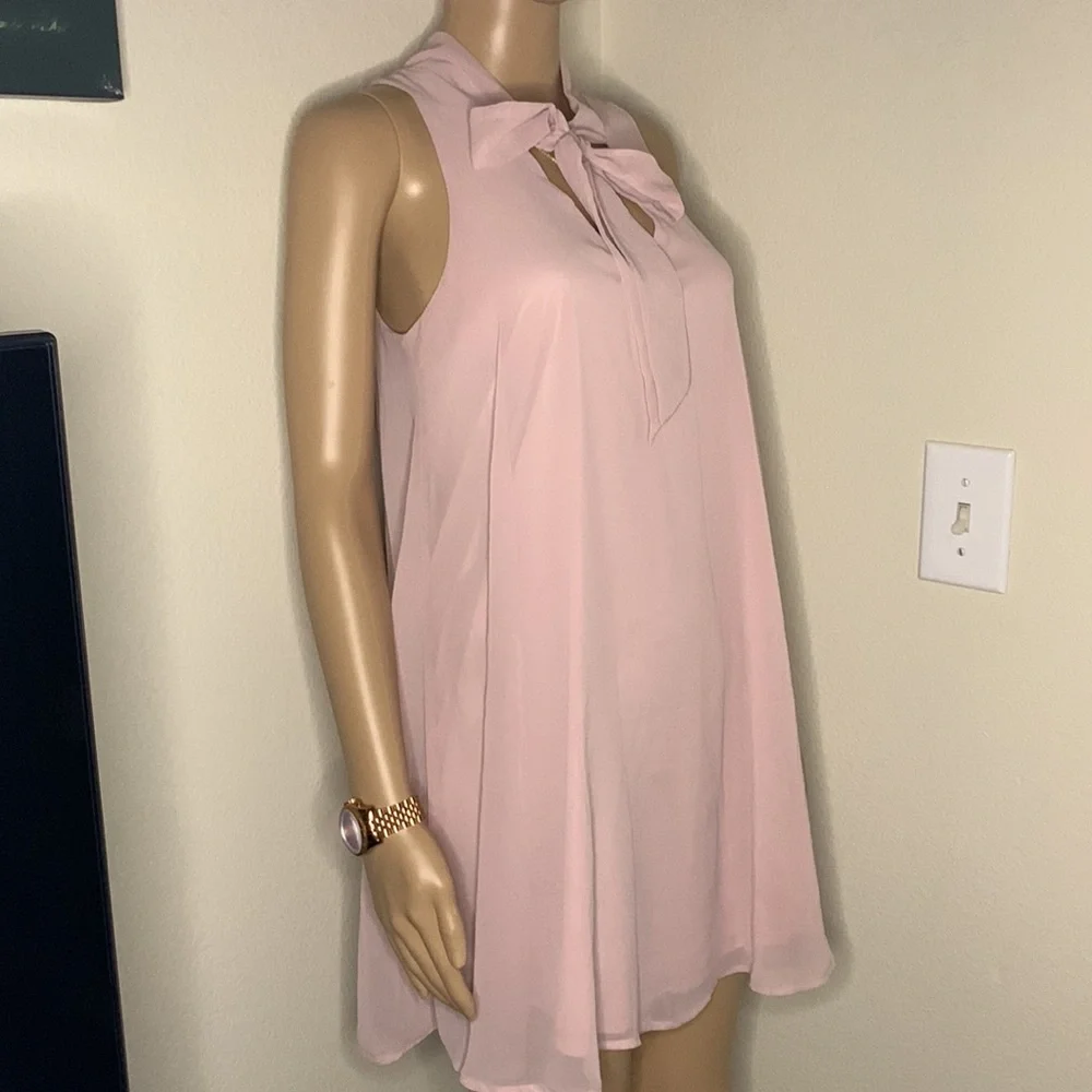 Dress - Picture 2 of 5